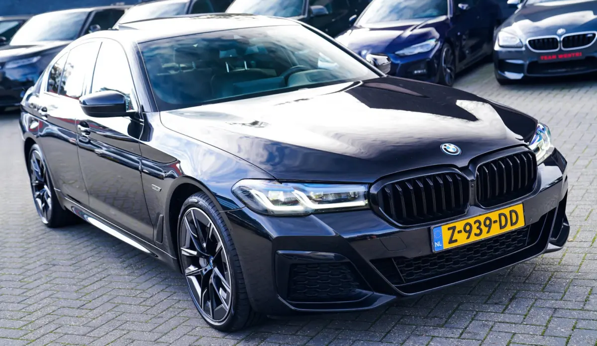 545e xDrive High Executive | Harman/Kardon | Laser LED | HuD | Facelift | Softclose | Panorama | Alcantara | Massage
