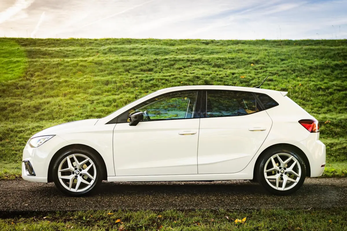 1.0 TSI FR |Sfeerverlichting | Carplay | 116pk