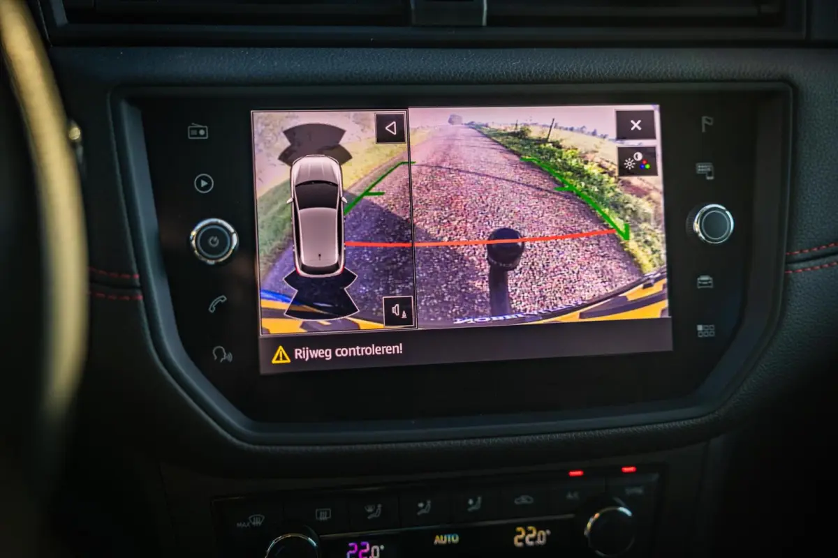 1.0 TSI FR |Sfeerverlichting | Carplay | 116pk