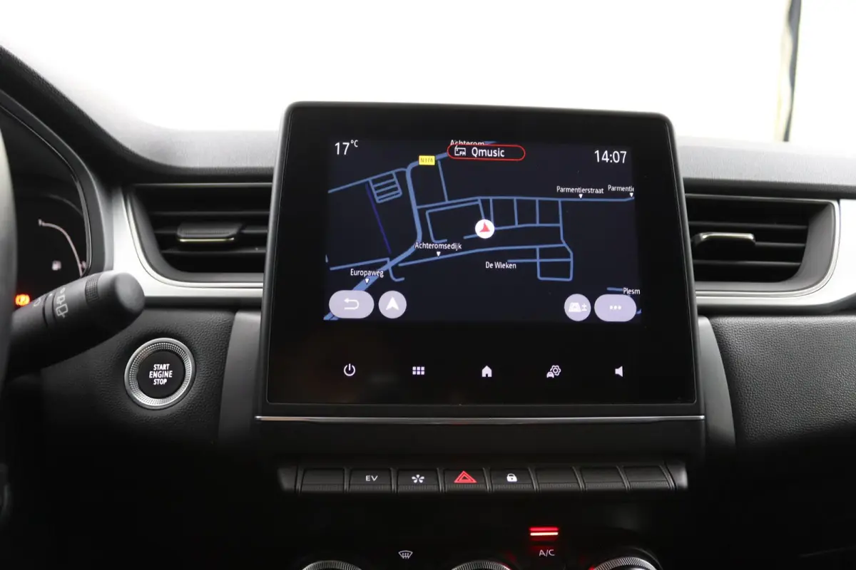 1.6 E-Tech full hybrid*CAM*ECC*CRUISE*NAVI*LED*