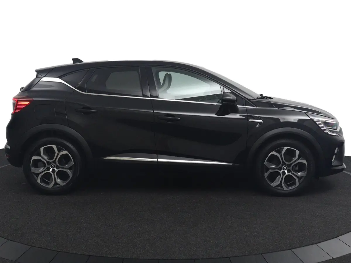 1.6 E-Tech full hybrid*CAM*ECC*CRUISE*NAVI*LED*