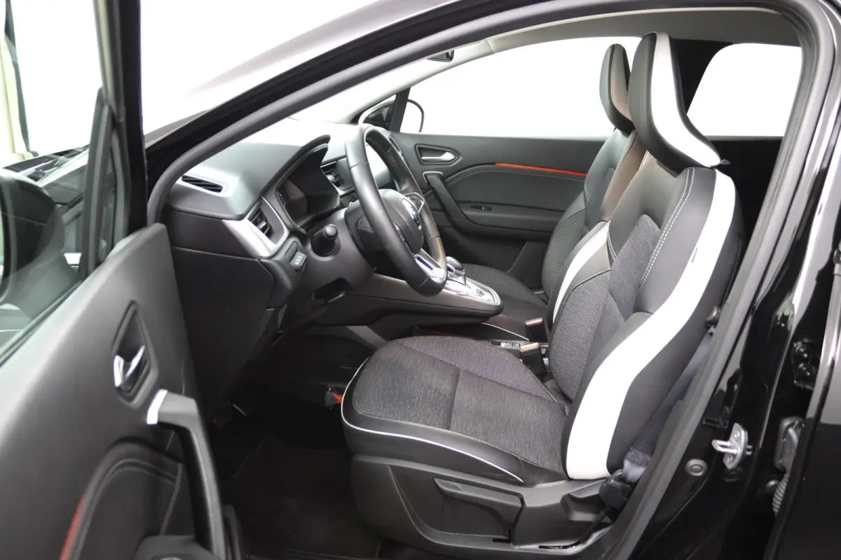 1.6 E-Tech full hybrid*CAM*ECC*CRUISE*NAVI*LED*