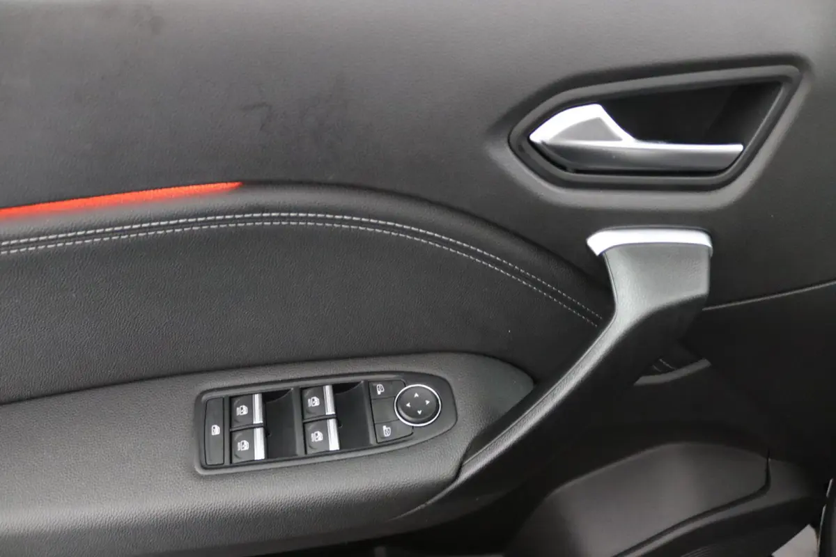 1.6 E-Tech full hybrid*CAM*ECC*CRUISE*NAVI*LED*