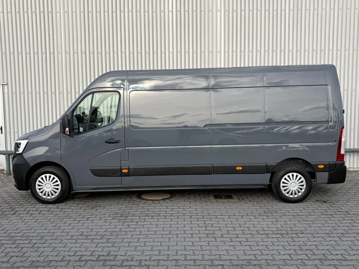 T35 2.3 dCi 180 L3H2*NAVI*HAAK*CAM*A/C*CRUISE*TEL*