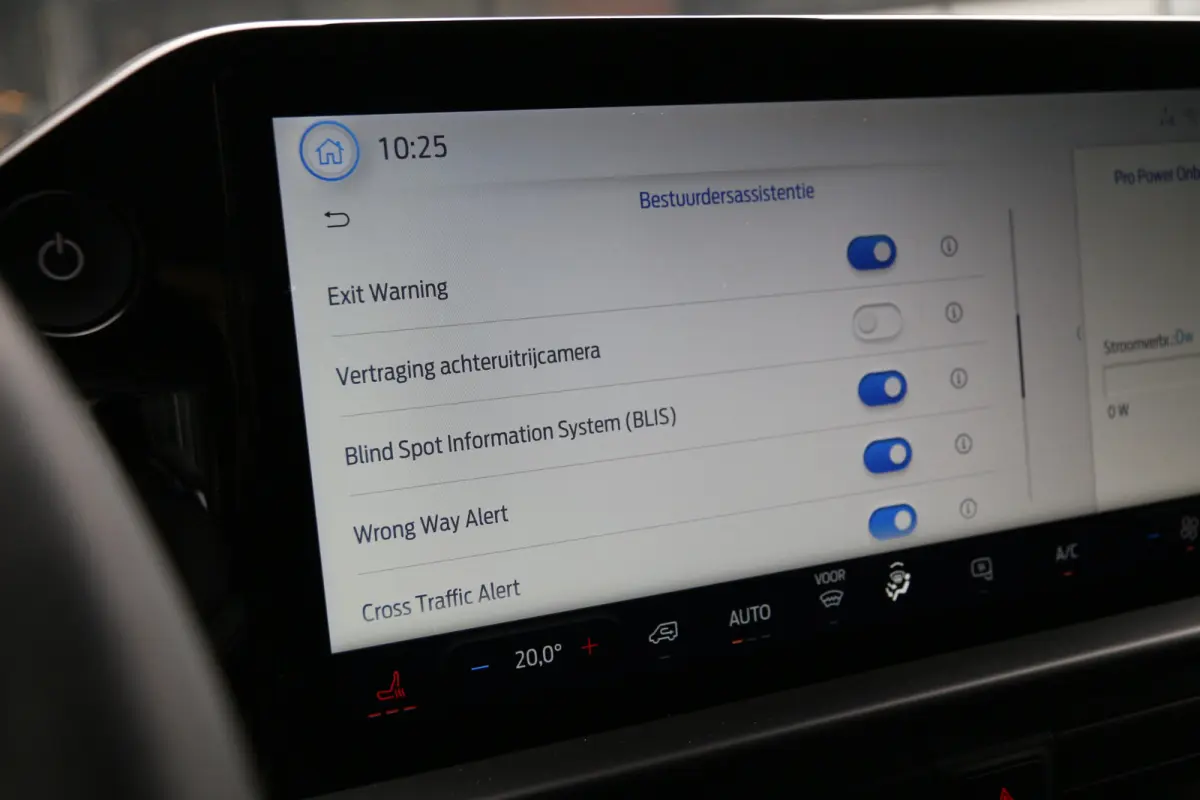 65kWh 136PK | | 330KM WLTP | KAR-edition | Camera | Cruise | Clima..