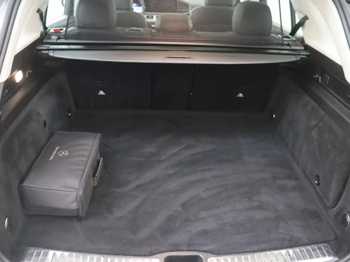 350 de 4MATIC AMG Line/ rijassistentiepakket/ elec. wegklapbare trekhaak