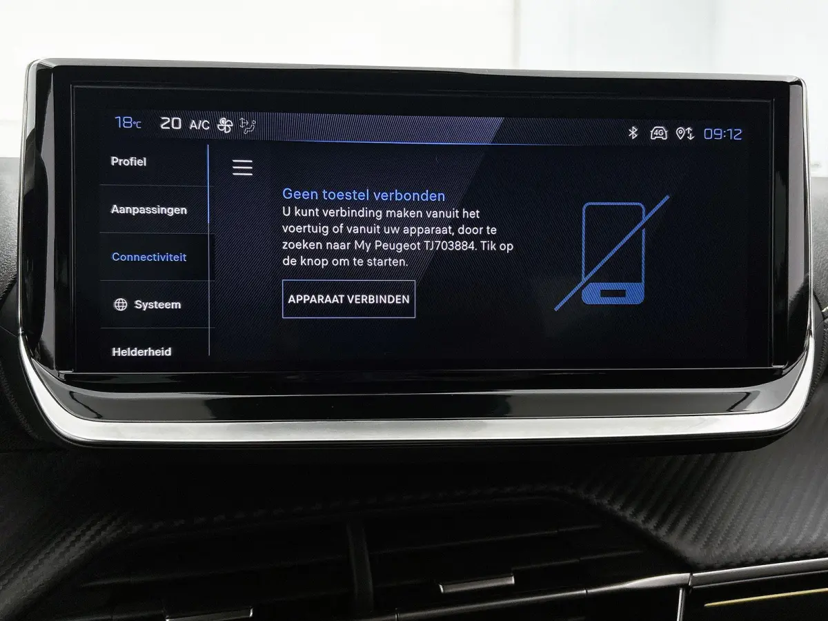 1.2 Hybrid 145 GT | Elektrische Bestuurderstoel | Verwarmbare Voorstoelen | Navigatie | Dode Hoek Bewaking | Camera Voor + Achter | Adaptieve Cruise Control |