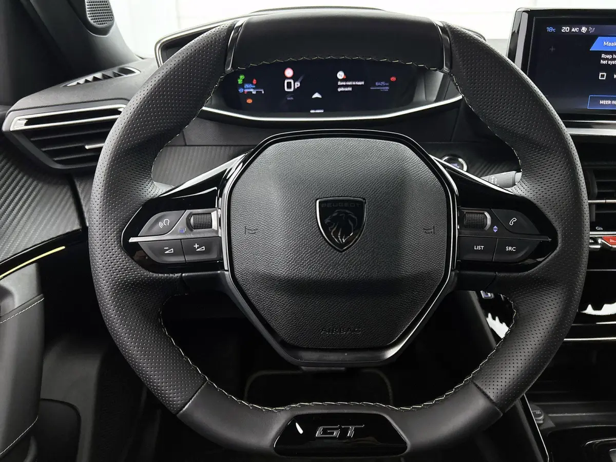 1.2 Hybrid 145 GT | Elektrische Bestuurderstoel | Verwarmbare Voorstoelen | Navigatie | Dode Hoek Bewaking | Camera Voor + Achter | Adaptieve Cruise Control |