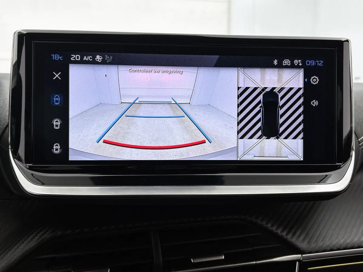 1.2 Hybrid 145 GT | Elektrische Bestuurderstoel | Verwarmbare Voorstoelen | Navigatie | Dode Hoek Bewaking | Camera Voor + Achter | Adaptieve Cruise Control |