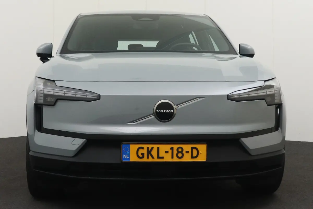 Single Motor Extended Range Core 69 kWh Warmtepomp Adapt. Cruise Carplay