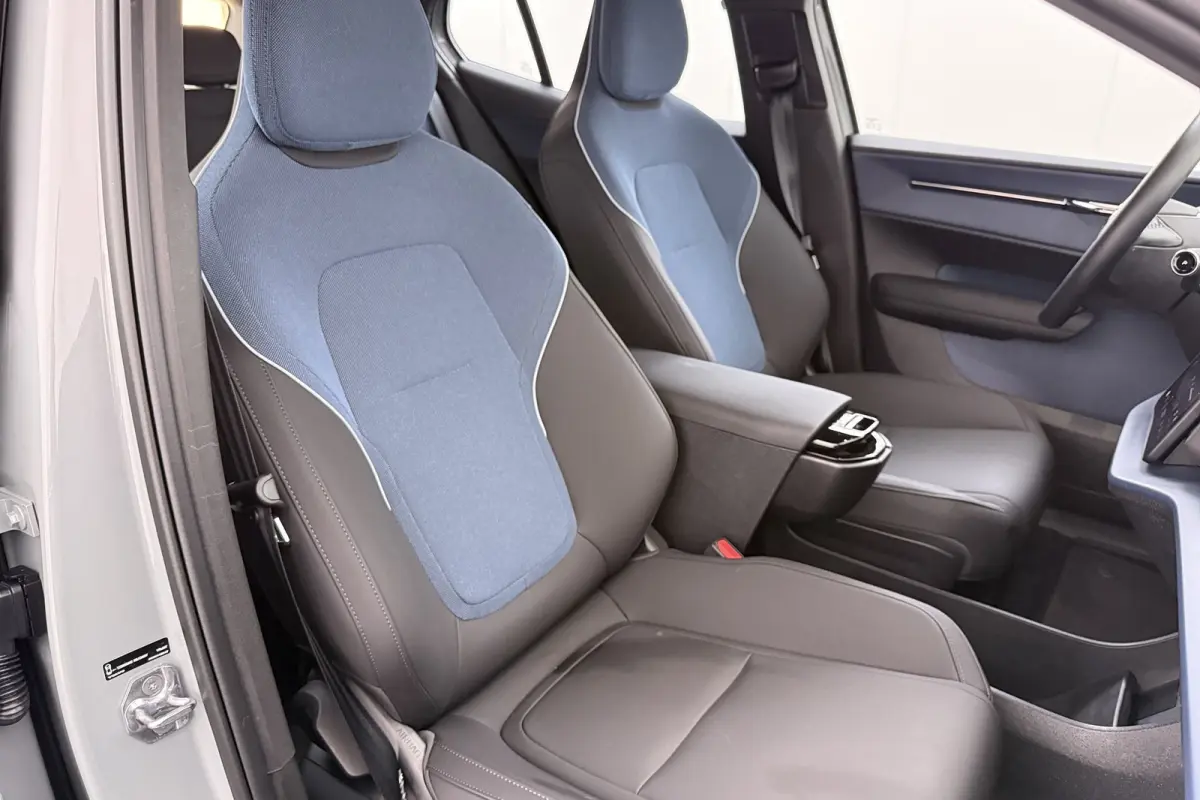 Single Motor Extended Range Core 69 kWh Warmtepomp Adapt. Cruise Carplay