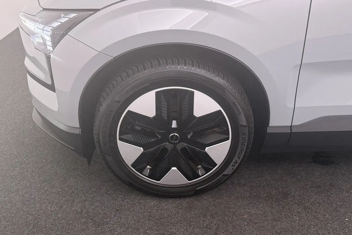 Single Motor Extended Range Core 69 kWh Warmtepomp Adapt. Cruise Carplay