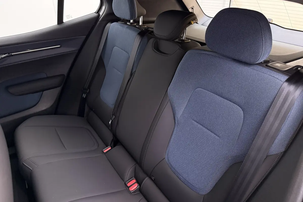 Single Motor Extended Range Core 69 kWh Warmtepomp Adapt. Cruise Carplay