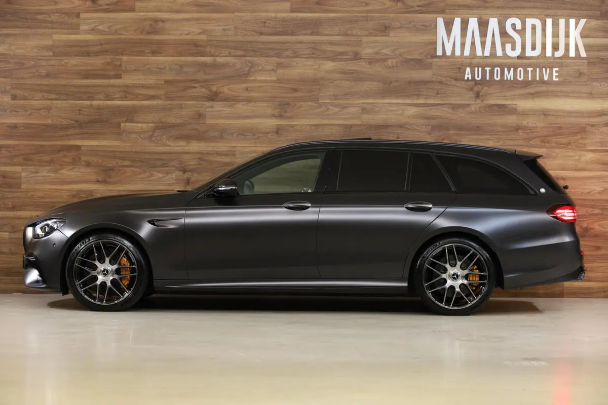 AMG 63 S 4MATIC Premium Plus
