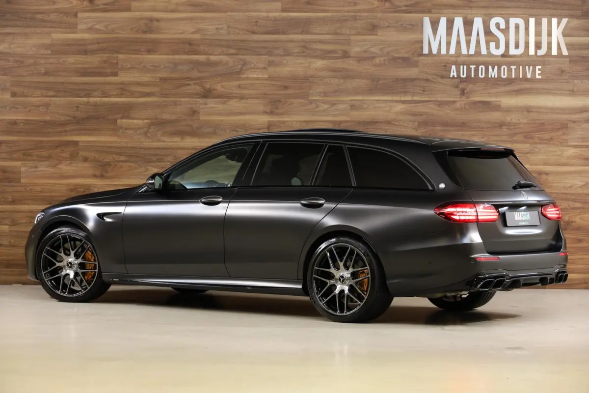 AMG 63 S 4MATIC Premium Plus