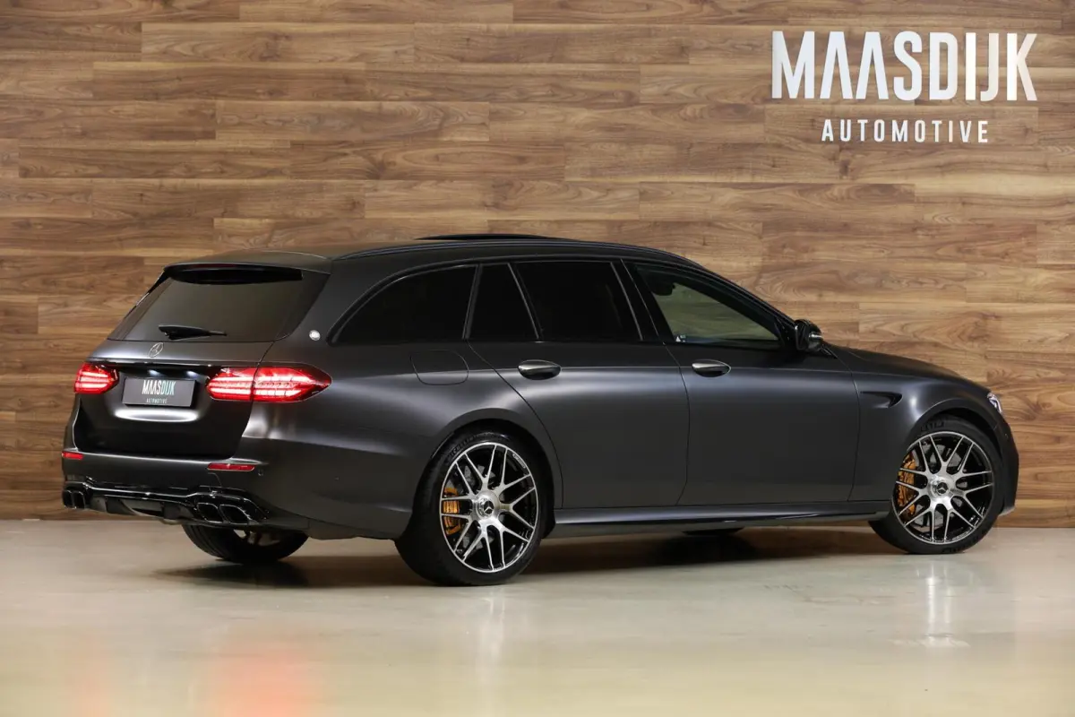 AMG 63 S 4MATIC Premium Plus