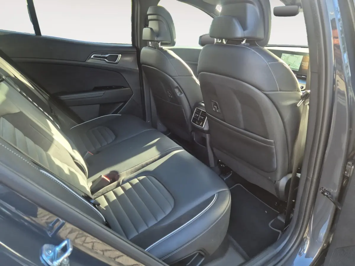 1.6 T-GDi Hybrid GT-PlusLine | Cruise Control | Climate Control | Navigatie | Camera | Stoelverwarming | Stuurverwarming | Memory | Panoramadak |
