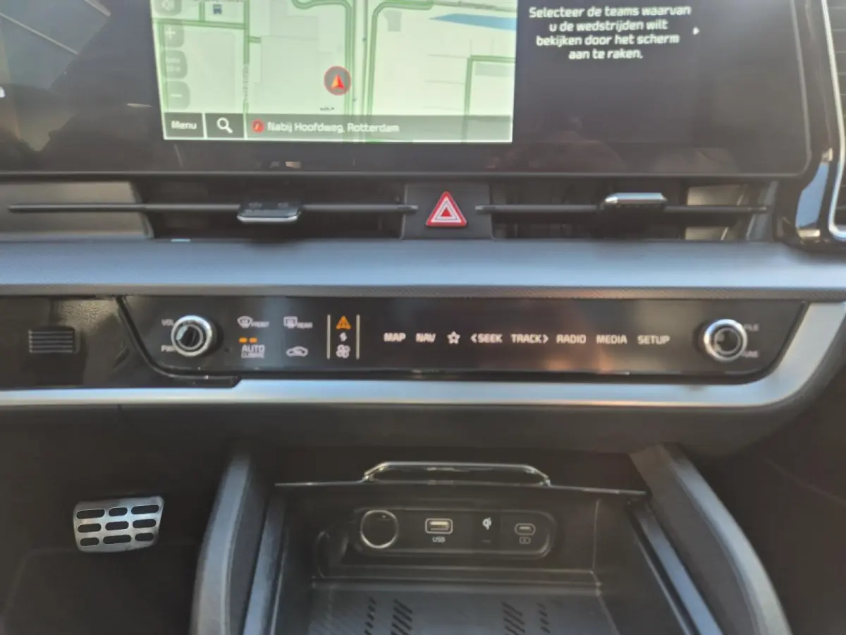 1.6 T-GDi Hybrid GT-PlusLine | Cruise Control | Climate Control | Navigatie | Camera | Stoelverwarming | Stuurverwarming | Memory | Panoramadak |