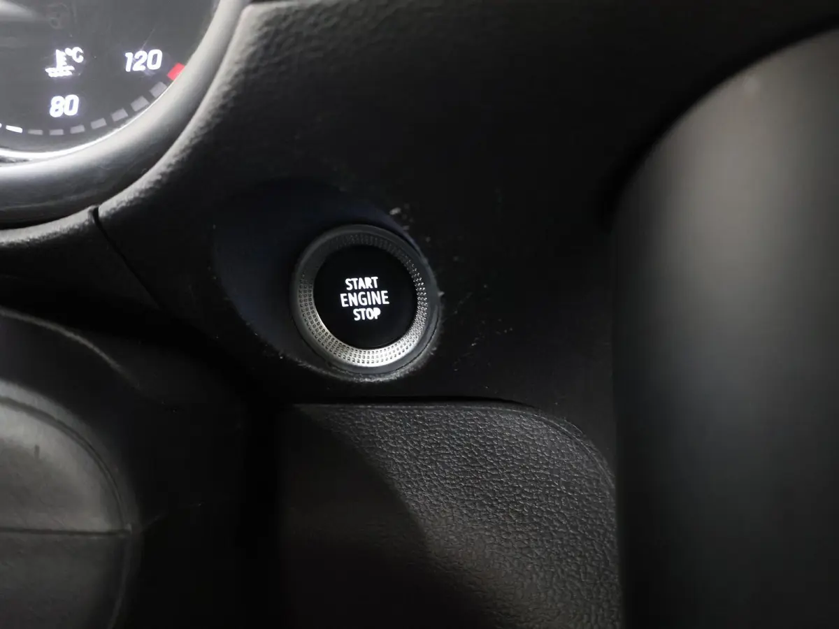 112 CDI | AUT. | L2 | PRO | TREKHAAK | SCHUIFDEUR L+R | PARKEERCAMERA | BLUETOOTH | CRUISE CONTROL | CERTIFIED