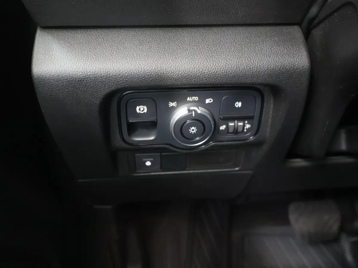 112 CDI | AUT. | L2 | PRO | TREKHAAK | SCHUIFDEUR L+R | PARKEERCAMERA | BLUETOOTH | CRUISE CONTROL | CERTIFIED