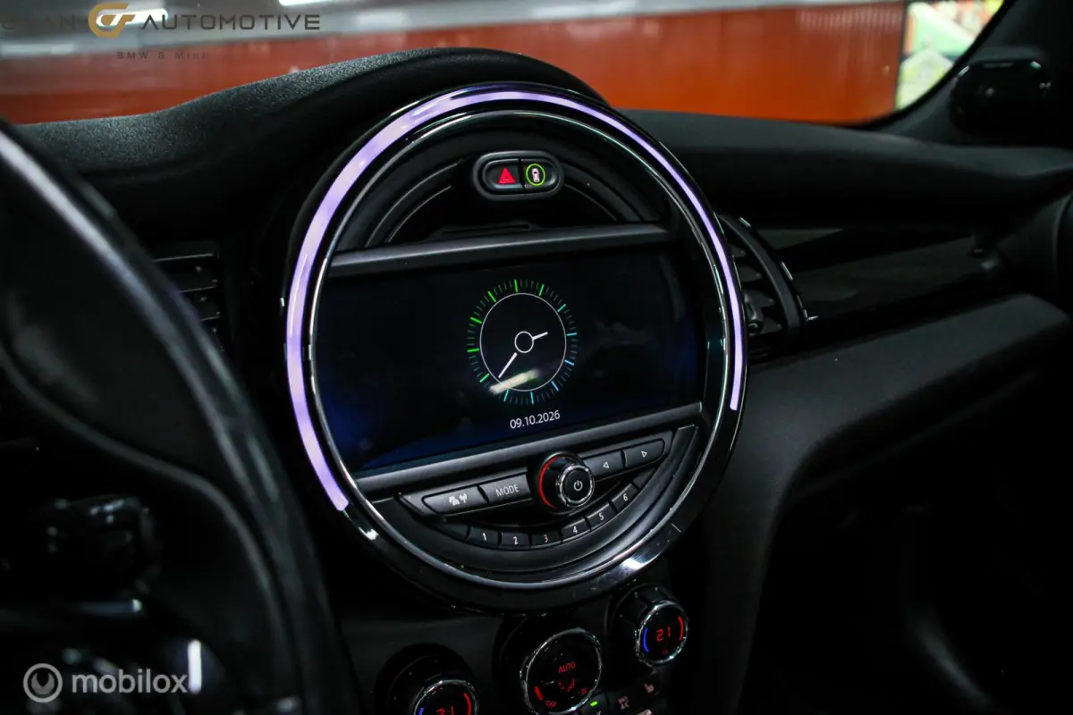 2.0 S | H&K | Digital display |