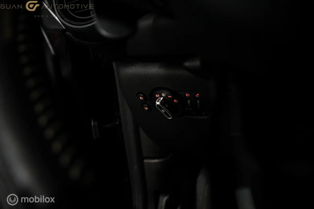 2.0 S | H&K | Digital display |