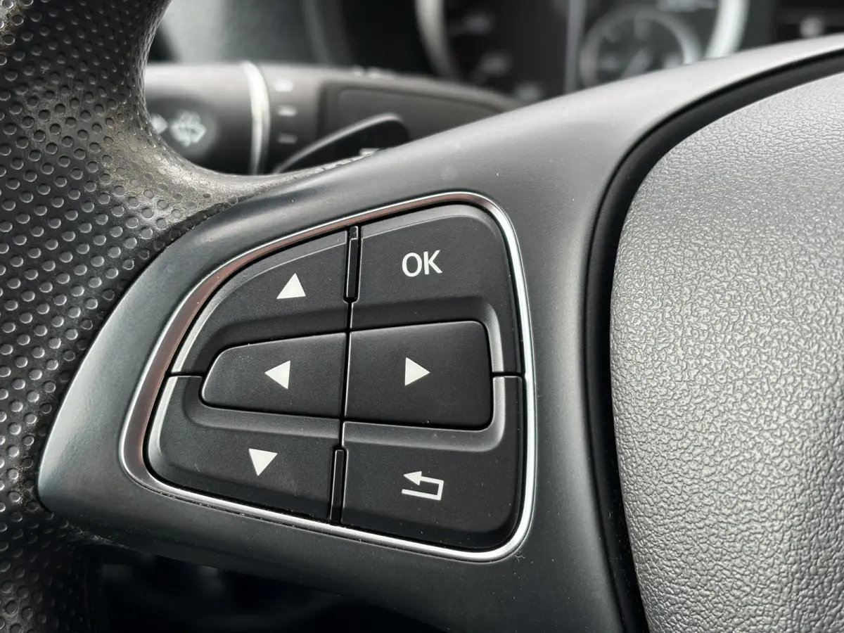 114 CDI Lang*AUTOM*NAVI*CAM*ECC*HAAK*CRUISE*TEL*