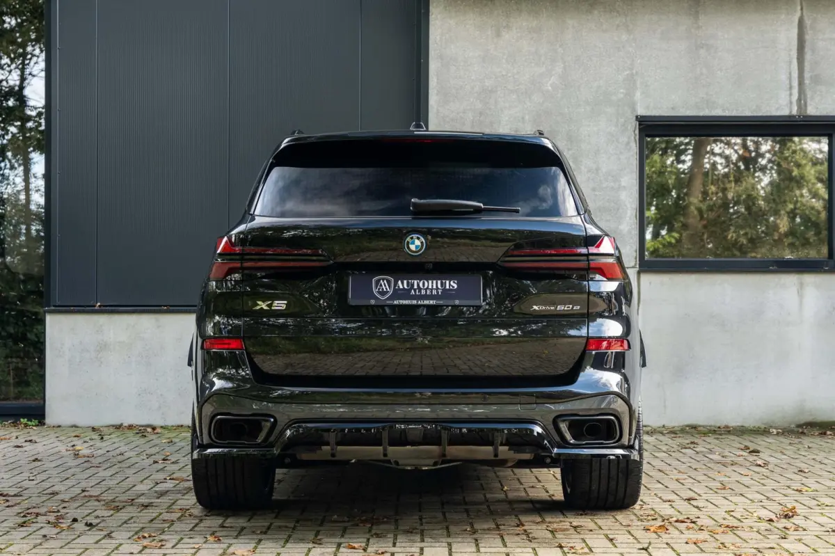 xDrive50e M Sport Pro Maxton H/K Soft-Close Trek 22''