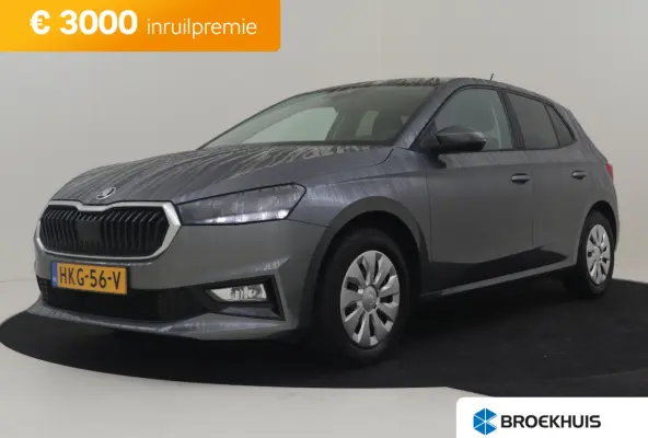 1.0 TSI Selection l Parkeersensoren l Apple Car Play / Android l Metallic lak l Multifunct. Stuur l Full LED l Digital Dash l