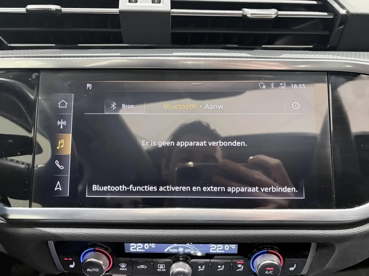35 TFSI Pro Line business Airco | Achteruitrij camera | Parkeerhulp voor en achter | Cruis control | Panoramisch schuifdak | Navigatie | Bluetooth | Cruise Control | Electronic Climate Contr