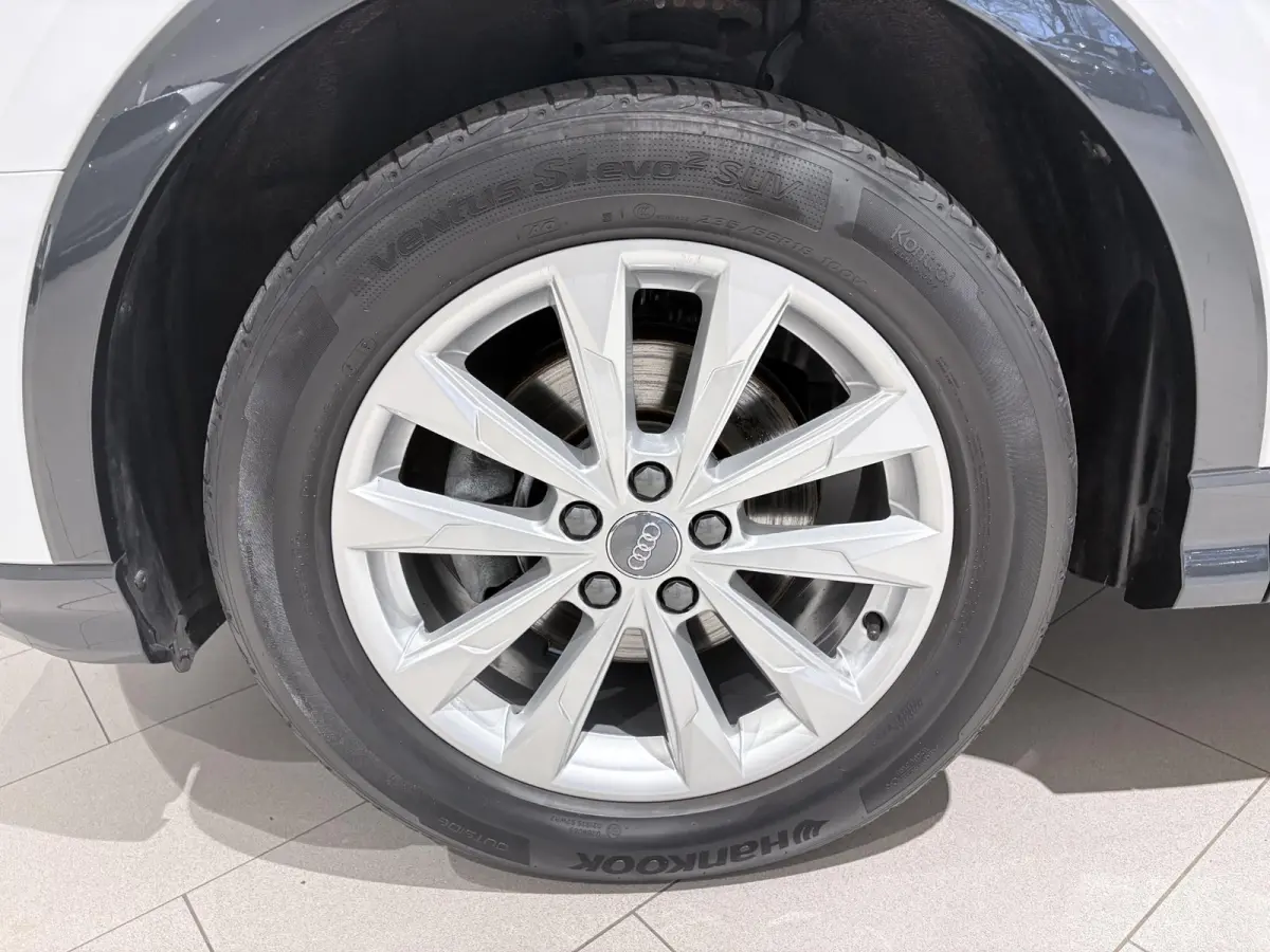 35 TFSI Pro Line business Airco | Achteruitrij camera | Parkeerhulp voor en achter | Cruis control | Panoramisch schuifdak | Navigatie | Bluetooth | Cruise Control | Electronic Climate Contr