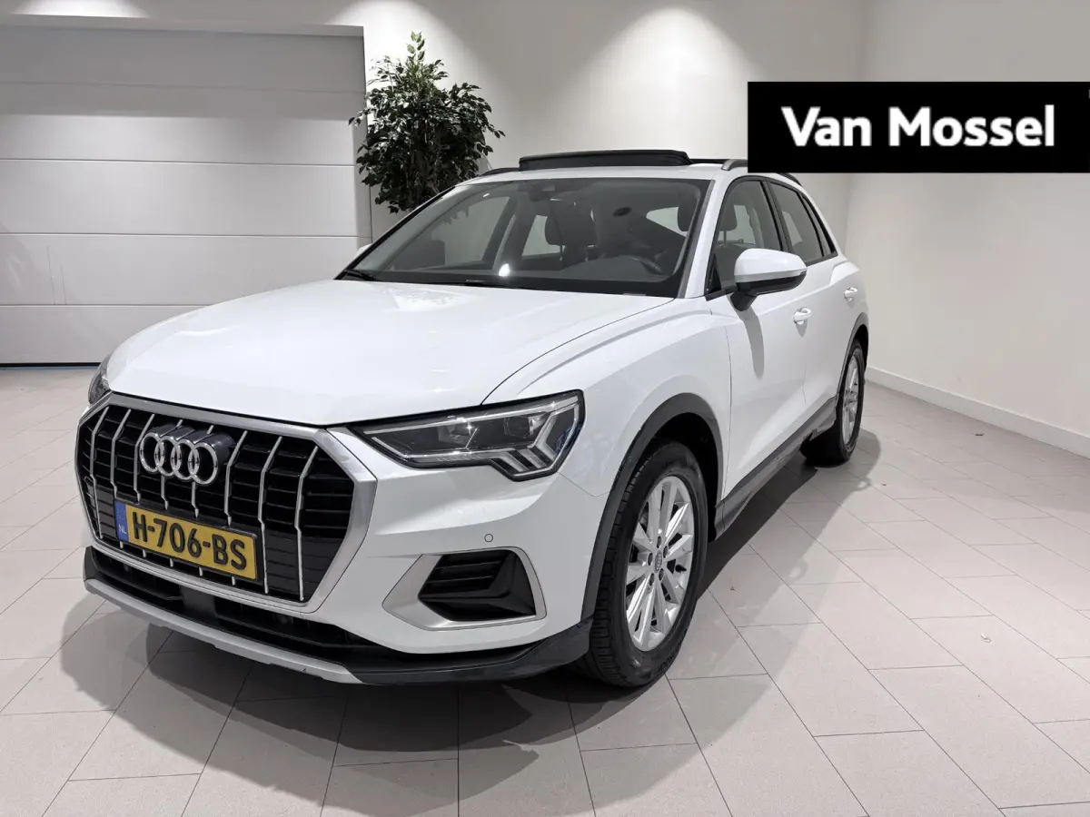 35 TFSI Pro Line business Airco | Achteruitrij camera | Parkeerhulp voor en achter | Cruis control | Panoramisch schuifdak | Navigatie | Bluetooth | Cruise Control | Electronic Climate Contr