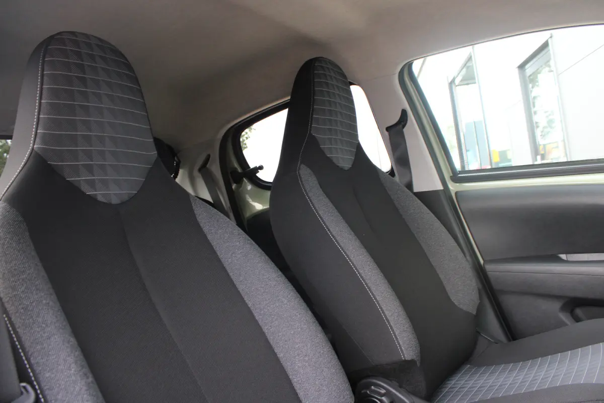 1.0 e-VTi Allure | Navi by app | Apple carplay | Camera | LED | Mistlampen | NL auto | 15.000km |