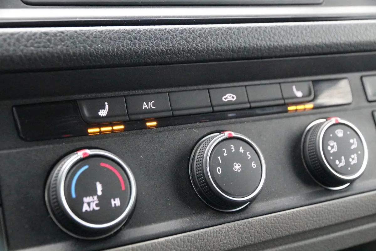 2.0 TDI 140 | Aut. | 2x Schuifdeur | KAR-edition | Standkachel | Airco..