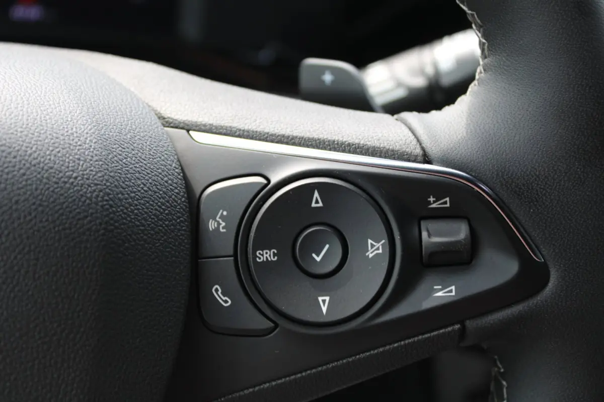1.2 Turbo GS AUTOMAAT VAN € 23.950 VOOR € 21500