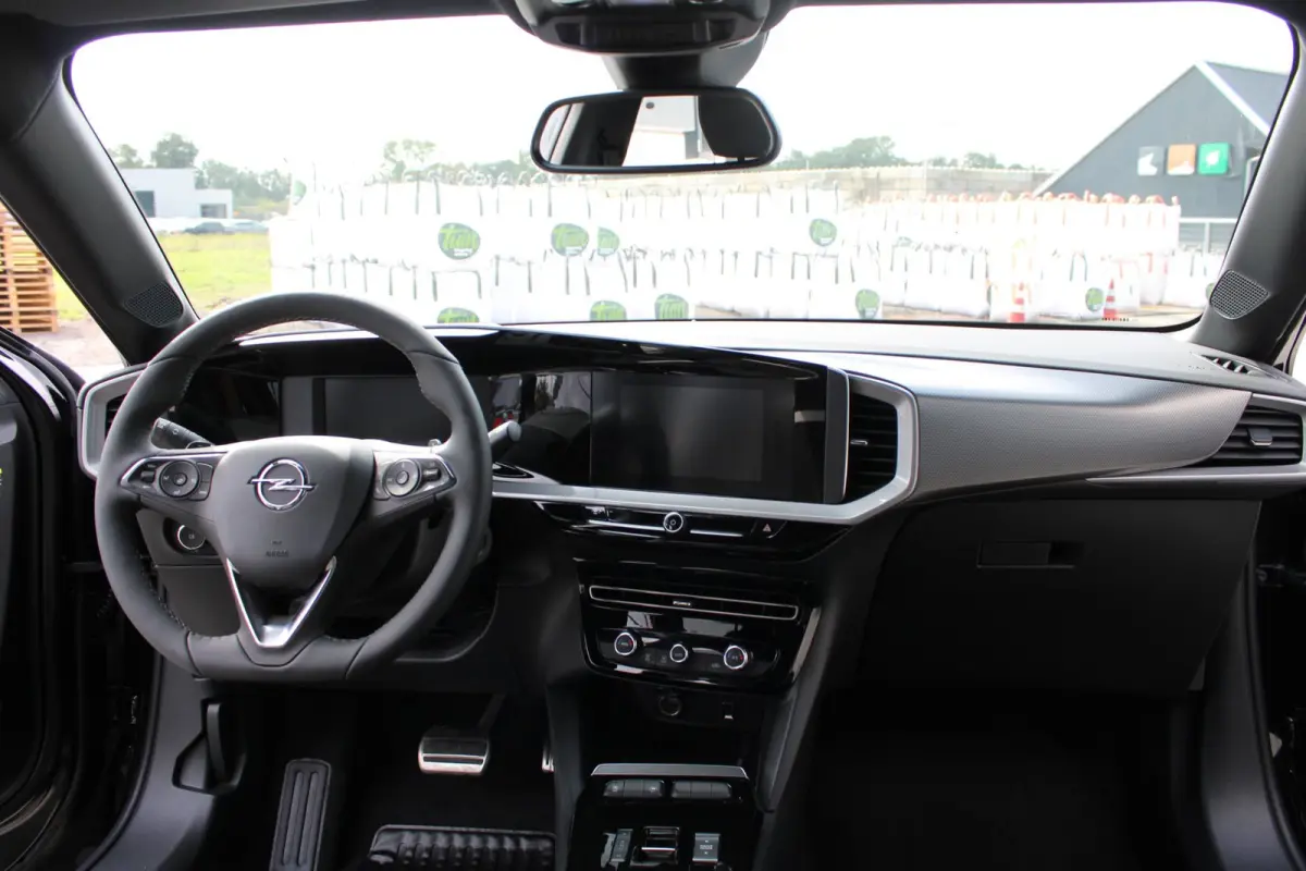 1.2 Turbo GS AUTOMAAT VAN € 23.950 VOOR € 21500