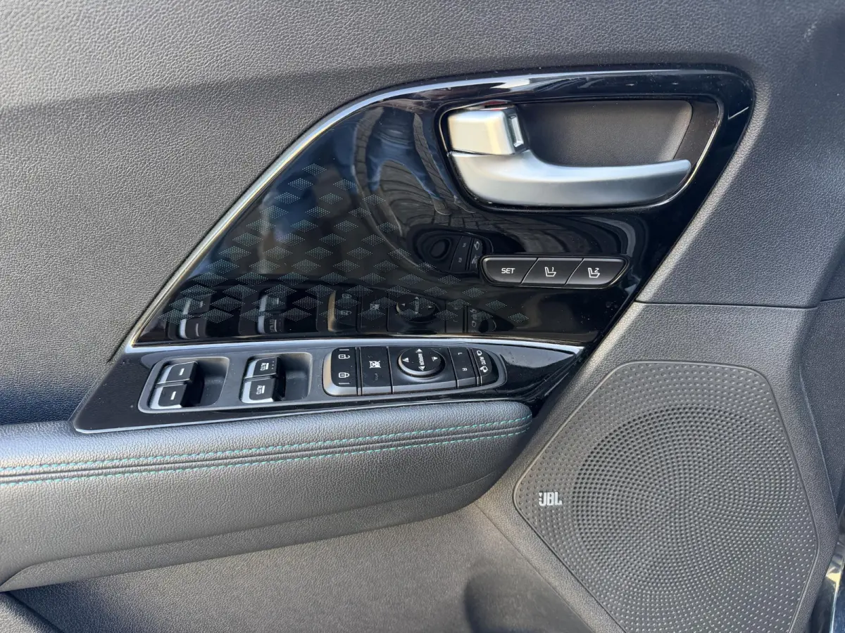 ExecutiveLine 64 kWh 17"/SOH 100%/Leder + memory/Schuif-kanteldak/Stuur + stoelverwarming v+a + koeling v/Dodehoek/Keyless/Apple Carplay & Android Auto