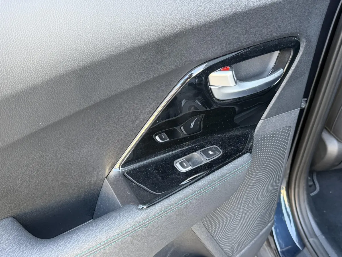 ExecutiveLine 64 kWh 17"/SOH 100%/Leder + memory/Schuif-kanteldak/Stuur + stoelverwarming v+a + koeling v/Dodehoek/Keyless/Apple Carplay & Android Auto