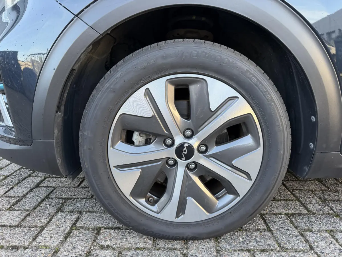 ExecutiveLine 64 kWh 17"/SOH 100%/Leder + memory/Schuif-kanteldak/Stuur + stoelverwarming v+a + koeling v/Dodehoek/Keyless/Apple Carplay & Android Auto