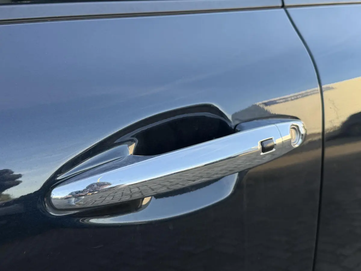 ExecutiveLine 64 kWh 17"/SOH 100%/Leder + memory/Schuif-kanteldak/Stuur + stoelverwarming v+a + koeling v/Dodehoek/Keyless/Apple Carplay & Android Auto