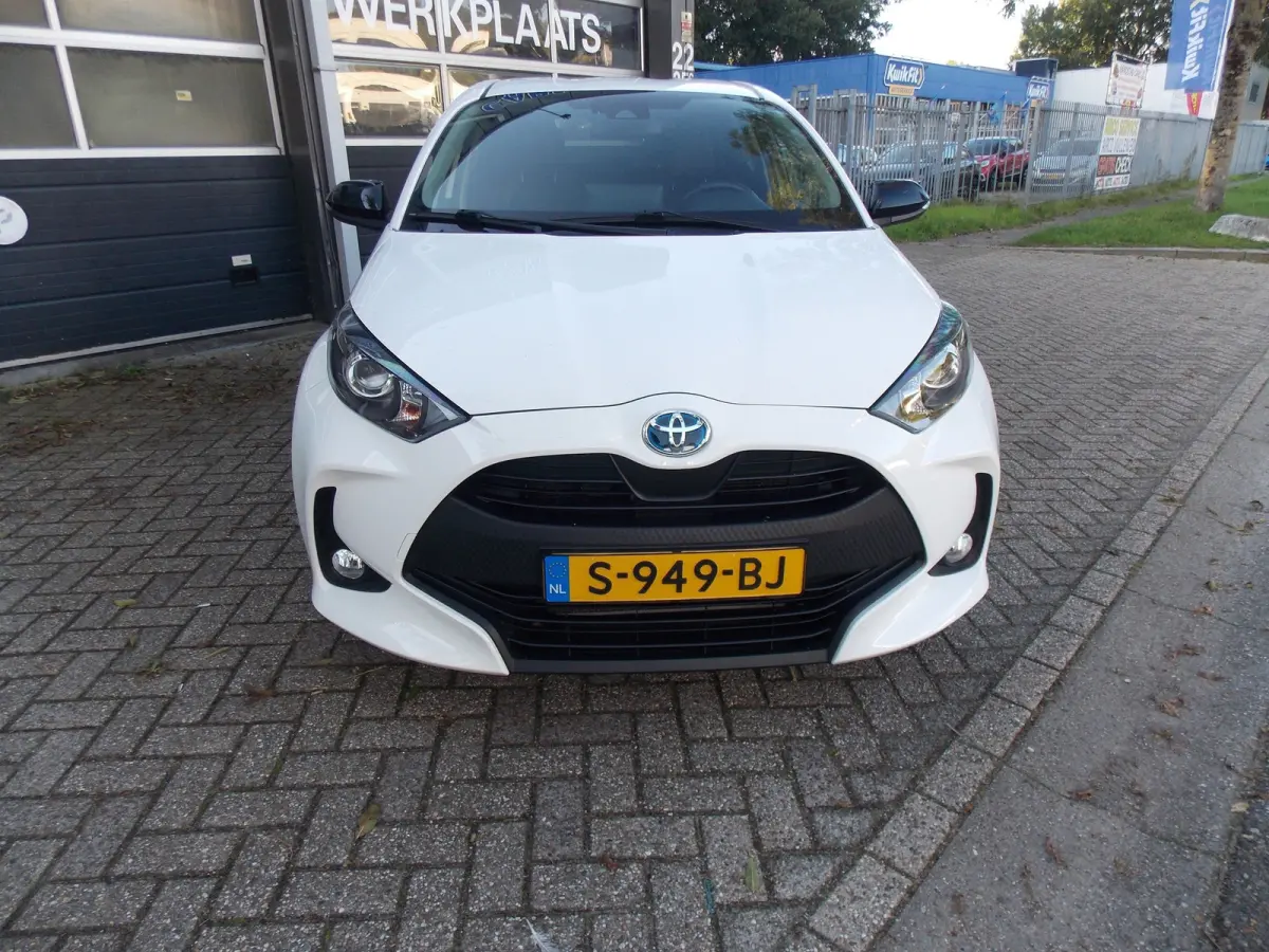 1.5 Hybrid Active Airco Camera Elek Pakket 5Deurs 2022bj GARANTIE