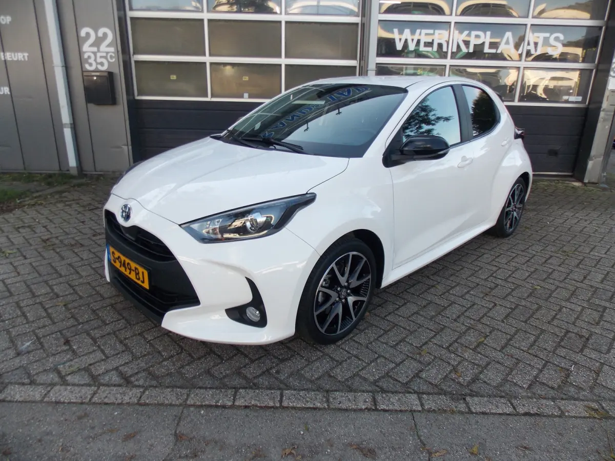 1.5 Hybrid Active Airco Camera Elek Pakket 5Deurs 2022bj GARANTIE