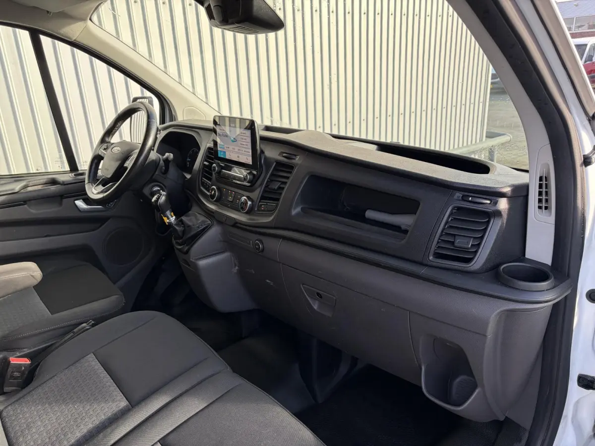 300 2.0 TDCI L1H1 MHEV*HAAK*CAM*A/C*CRUISE*3-PERS*