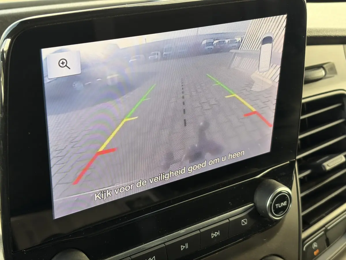 300 2.0 TDCI L1H1 MHEV*HAAK*CAM*A/C*CRUISE*3-PERS*