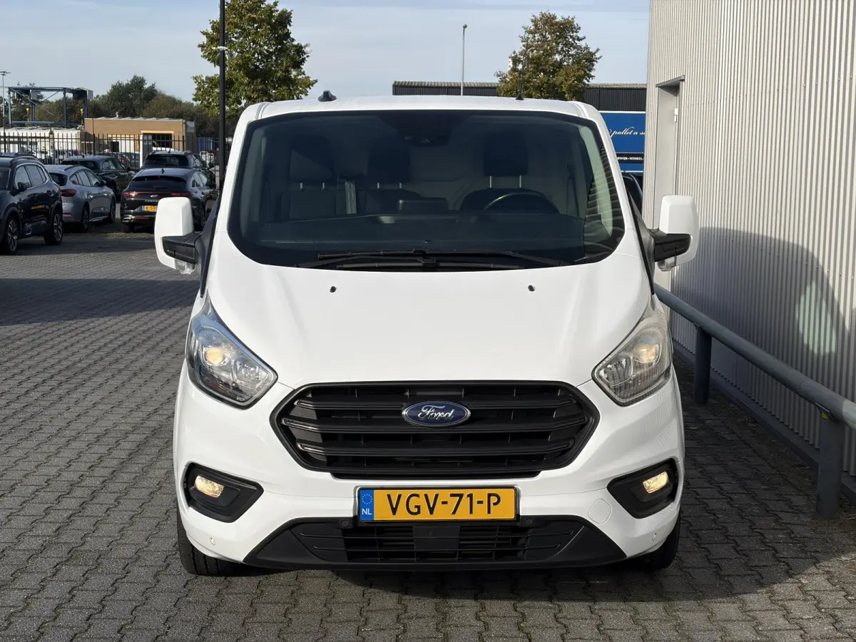300 2.0 TDCI L1H1 MHEV*HAAK*CAM*A/C*CRUISE*3-PERS*