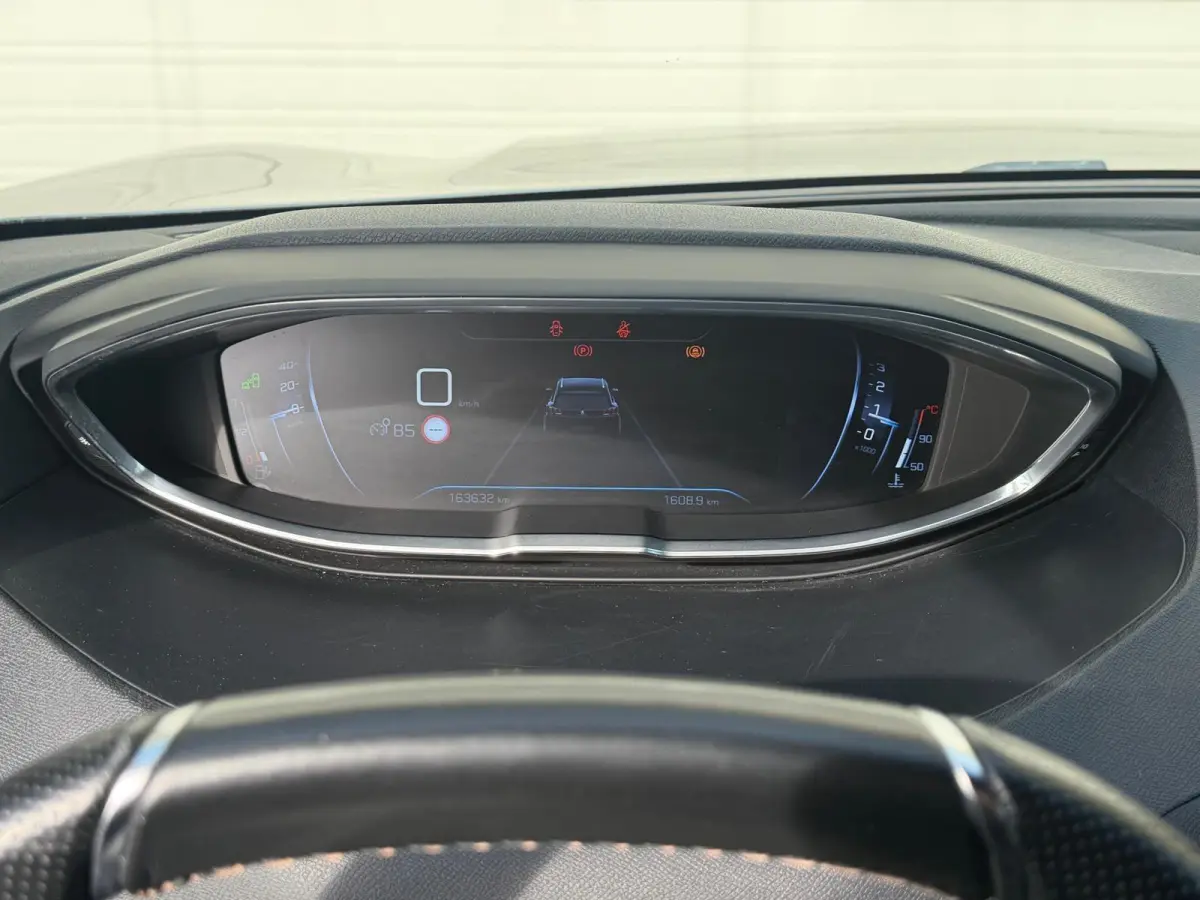 1.2 GT-Line/PANO/KEYLESS/TREKH/CAMERA/APK/NAP