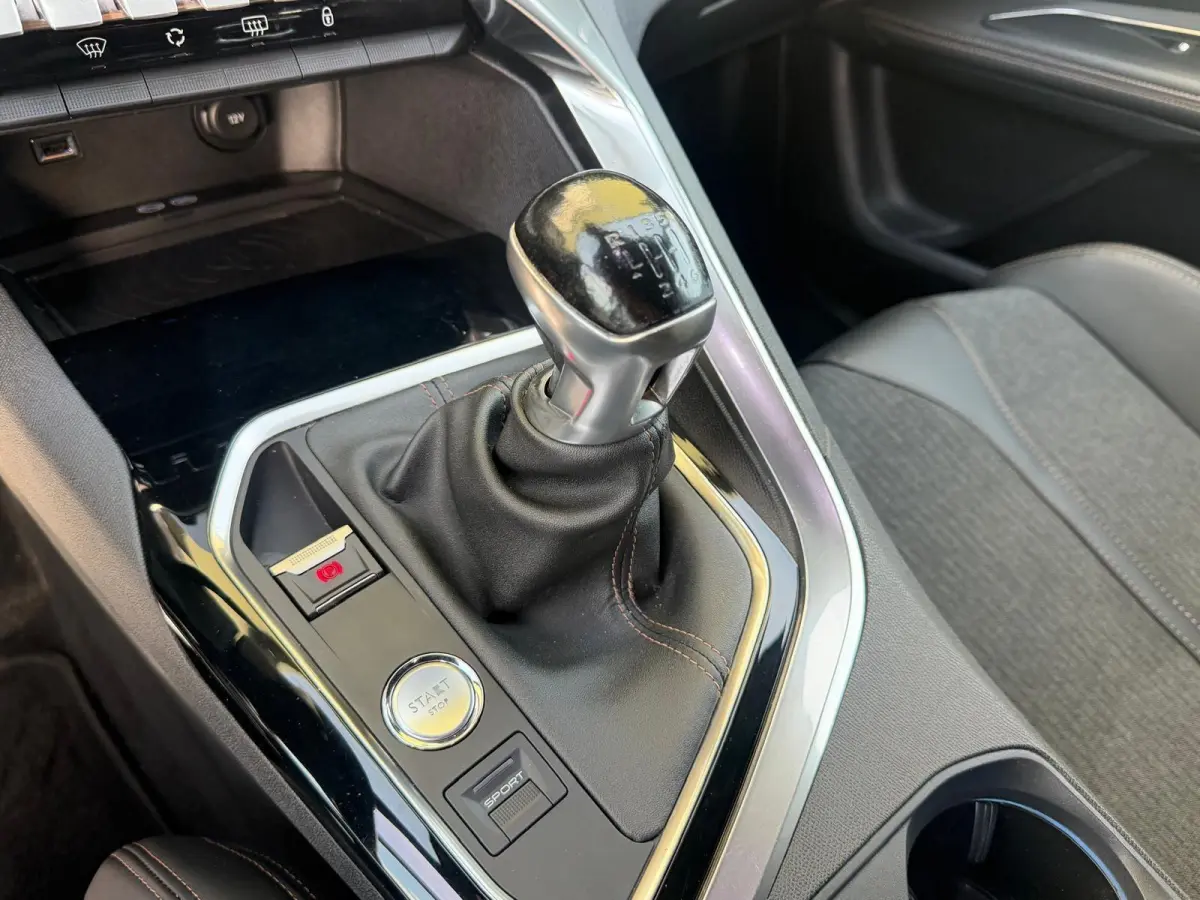 1.2 GT-Line/PANO/KEYLESS/TREKH/CAMERA/APK/NAP