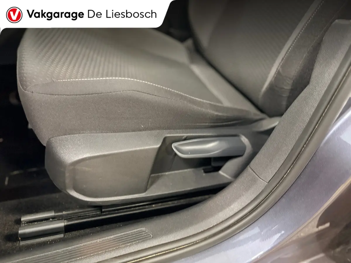 1.0 TSI Life / Virtual cockpit / carplay / cruise-control / Led verlichting