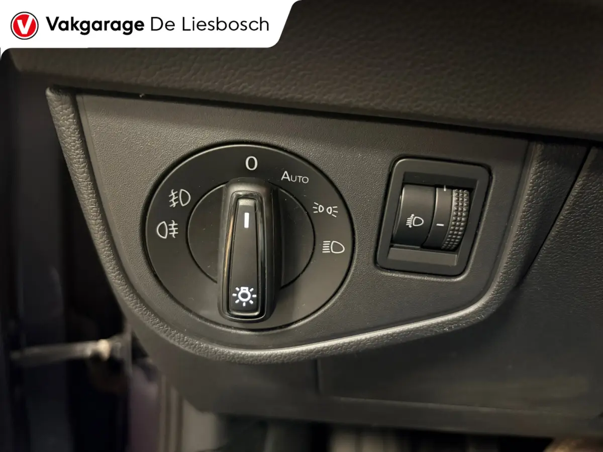 1.0 TSI Life / Virtual cockpit / carplay / cruise-control / Led verlichting