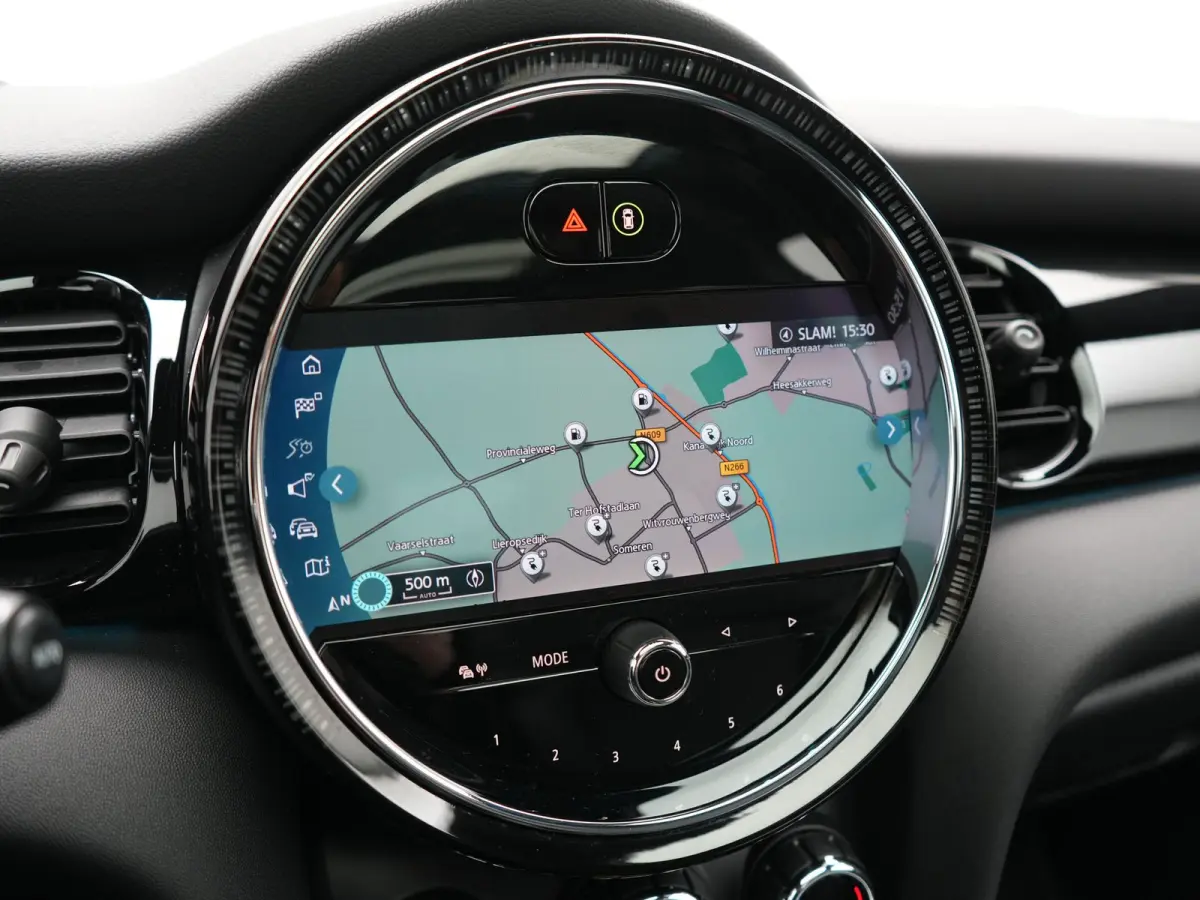 SE 33 kWh 184pk Dealer O.H. | SOH 95,9% | Panodak | Head Up | Warmtepomp | Camera | Harman / Kardon | Lederen Sportstoelen Verwarmd | Sfeerverlichting | Keyless | Apple Carplay | Navigatie |